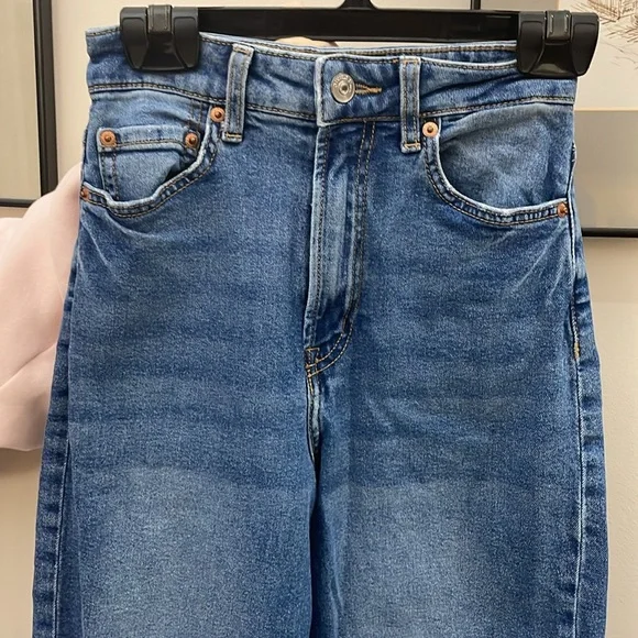 Blue jeans . Good as new - Picture 2 of 7